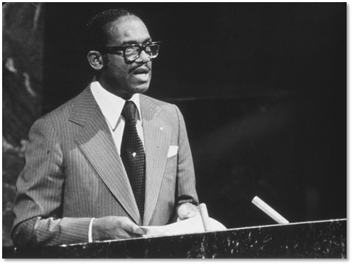 Gairy mentre tiene un discorso all'ONU
