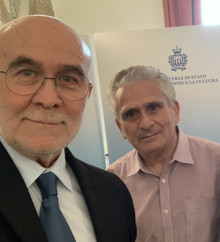 TRoberto Pinotti e l'autore